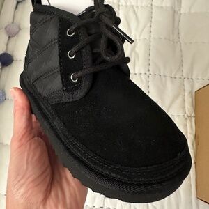 NEW Ugg Boots toddler size 9